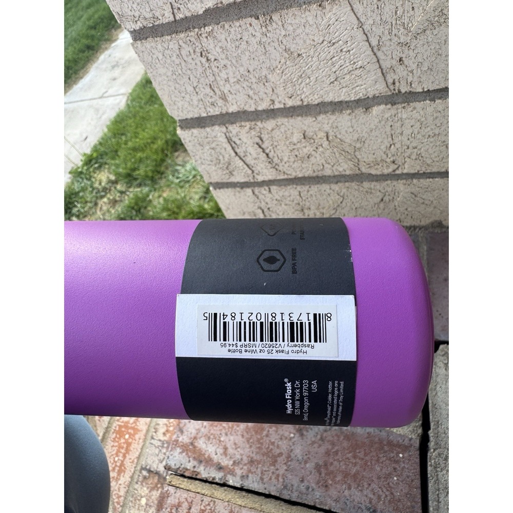 Brand New Hydro Flask 25 Oz Wine Tumbler Insulated Bottle, Raspberry - Picture 4 of 4